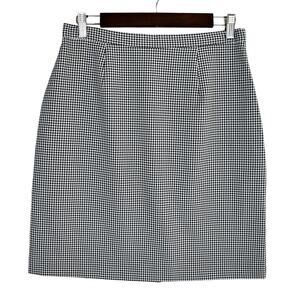 Vintage black/white gingham check plaid short skirt fits size 8/29 medium preppy